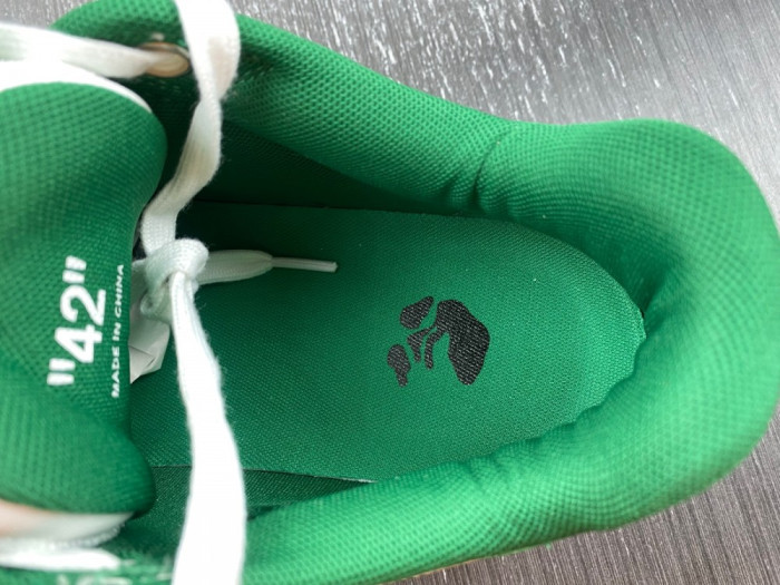 OFF-WHITE OUT OF OFFICE