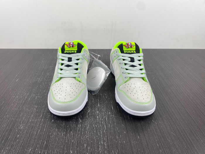 NIKE DUNK LOW UNIVERSITY OF OREGON PE (2023) FQ7260-001