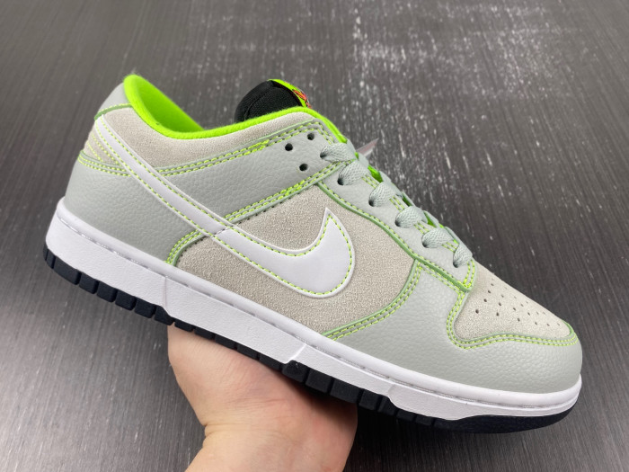 NIKE DUNK LOW UNIVERSITY OF OREGON PE (2023) FQ7260-001