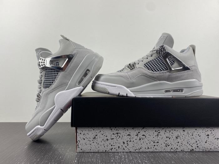 Air Jordan 4 WMNS “Frozen Moments” AQ9129-001