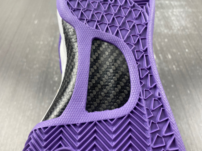 Nike Kobe 8 Protro “White Court Purple” FQ3549-100