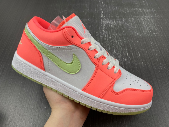 Air Jordan 1 Low SE FN6772-671