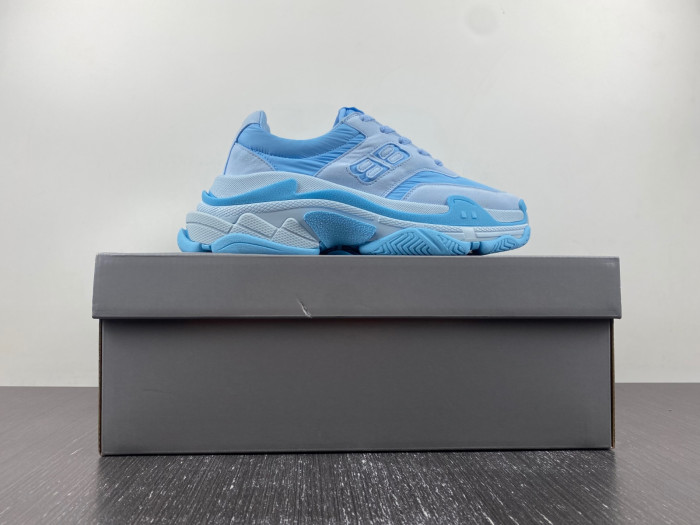 Ba*len*cia*ga triple s sneaker 710156 w3cu2 4045