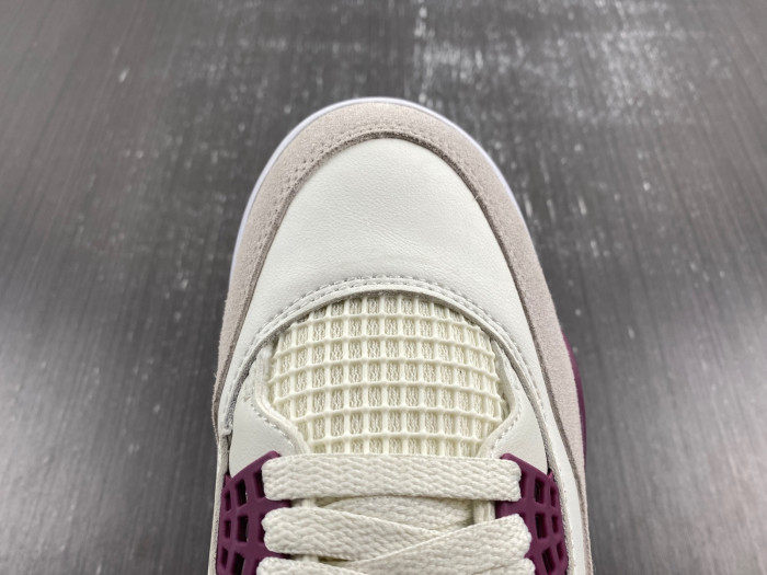 NIKE SB X AIR JORDAN 4 “Sapphire” DR5415-102