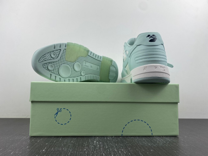 OFF-WHITE OUT OF OFFICE OW000007