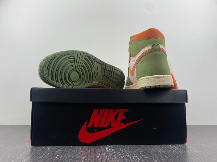AIR JORDAN 1 RETRO HIGH OGFB9934-300
