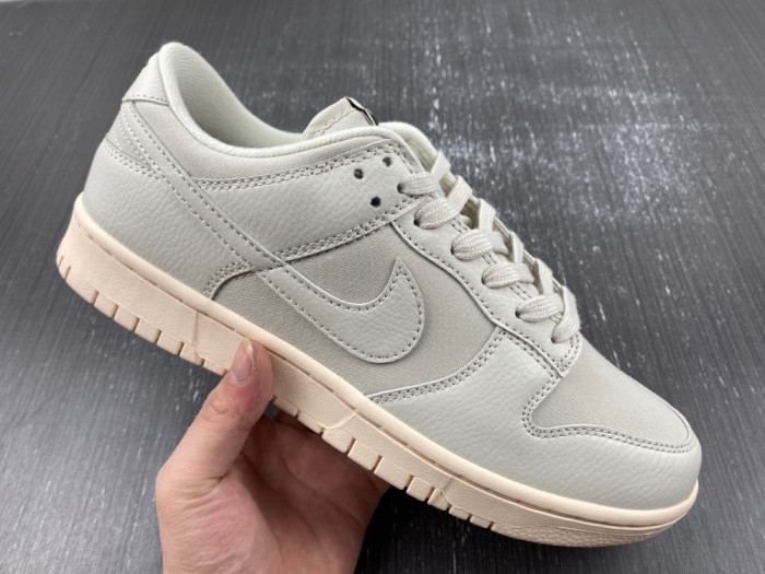 Nike Dunk Low “Light Orewood Brown”  DZ2538-100