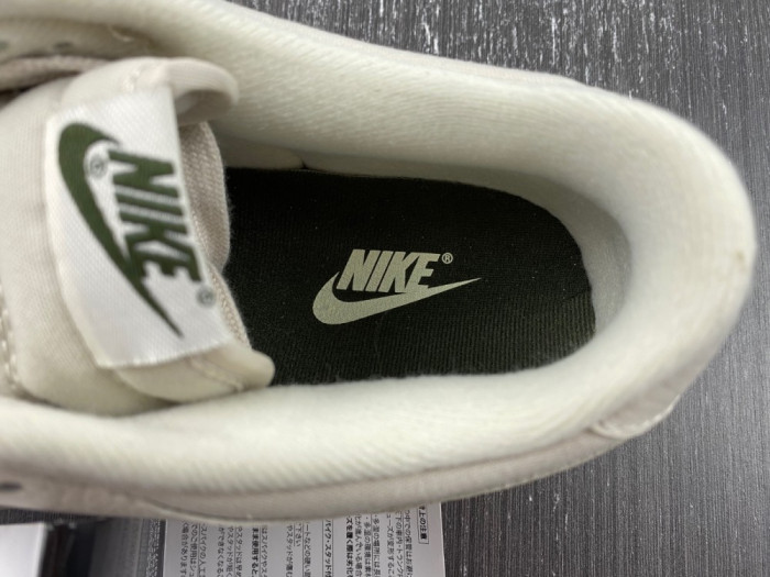 Nike Dunk Low “Light Orewood Brown”  DZ2538-100