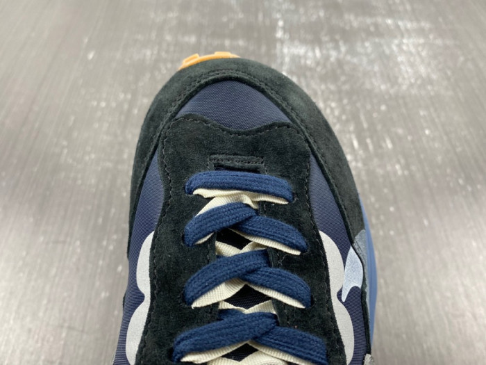 NIKE Sacai x VaporWaffle “Tour Yellow ” DD1875-700