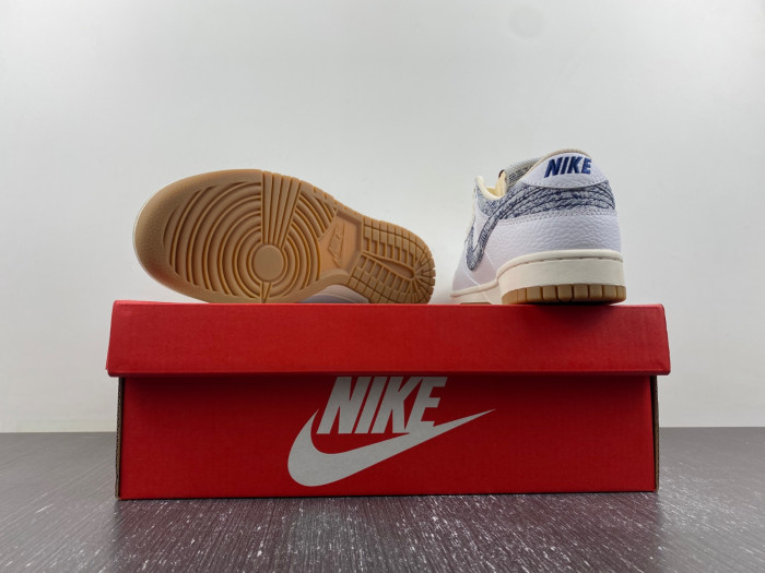 Nike Dunk Low “Washed Denim" FN6881-100