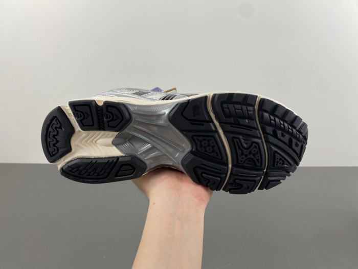 ASICS GEL-Kayano 14 Sneaker 1201A019-108