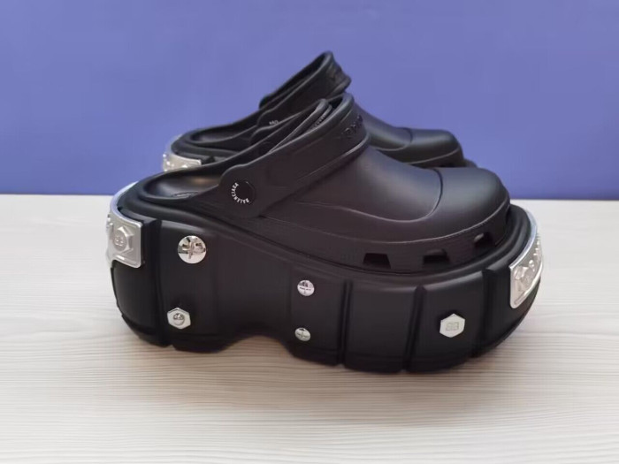 ba*len*cia*ga hardCr*0*s slides