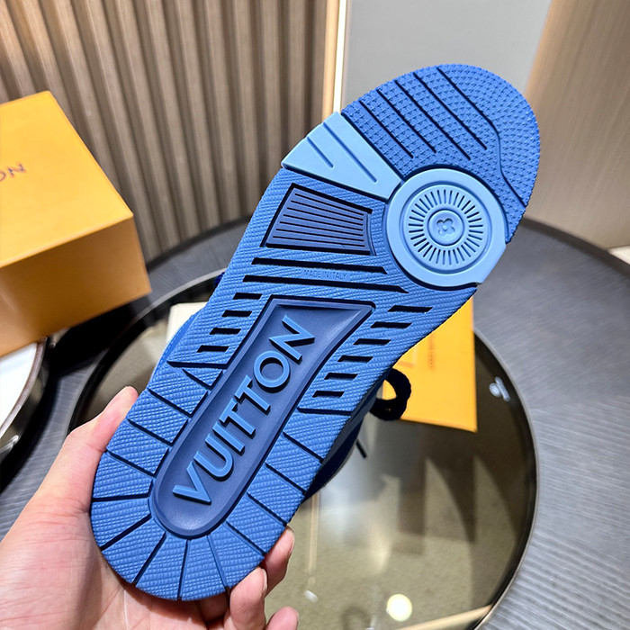 l**is V*t*n skate trainer