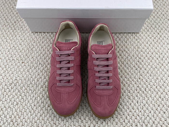 ma*s*n Ma*i*la calfskin sneakers