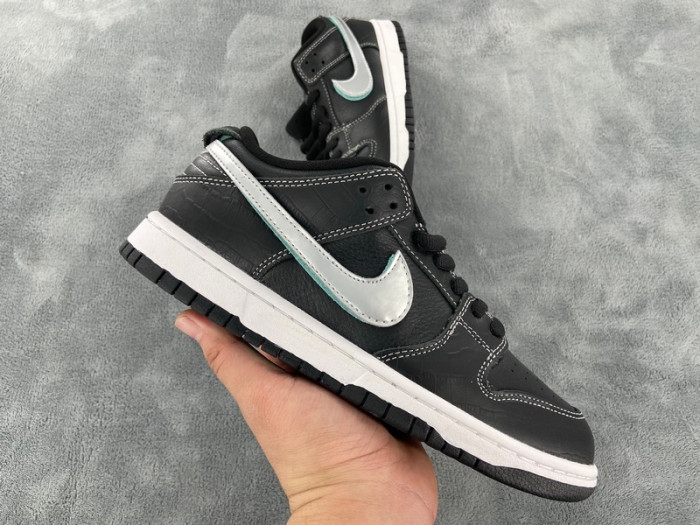 nike sb dunk low Di*m*nd supply co black d**nd bv1310-001