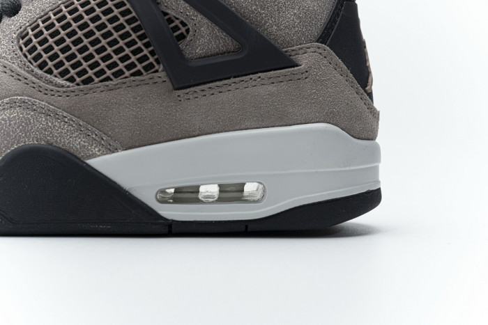 Jordan 4 Retro Taupe Haze DB0732-200