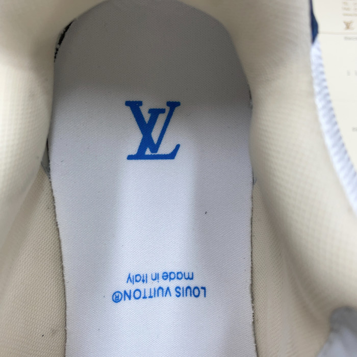 l**is V*t*n skate trainer