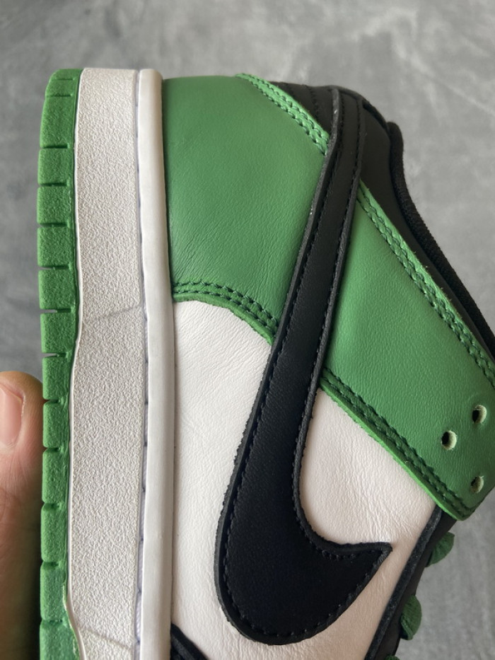 Nike SB Dunk Low Classic Green BQ6817-302