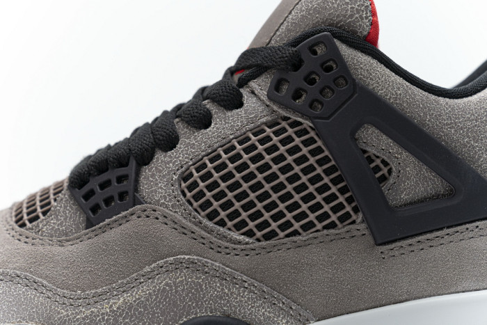 Jordan 4 Retro Taupe Haze DB0732-200