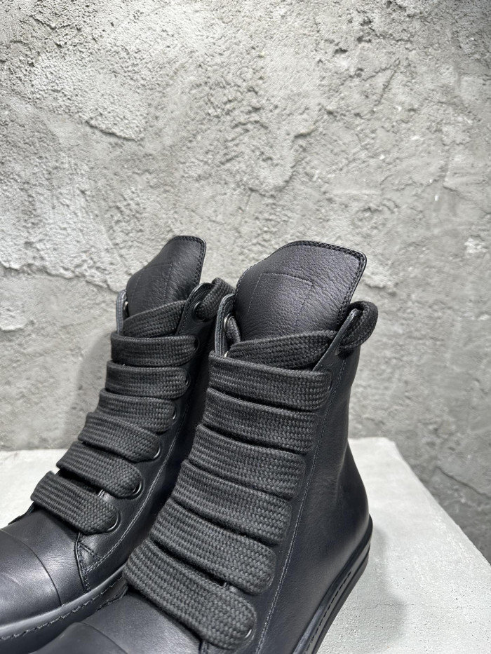 RICK OWEN.S SNEAKER