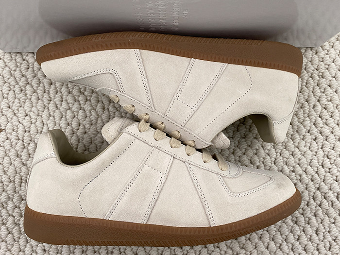 ma*s*n Ma*i*la calfskin sneakers