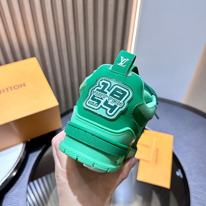 l**is V*t*n skate trainer