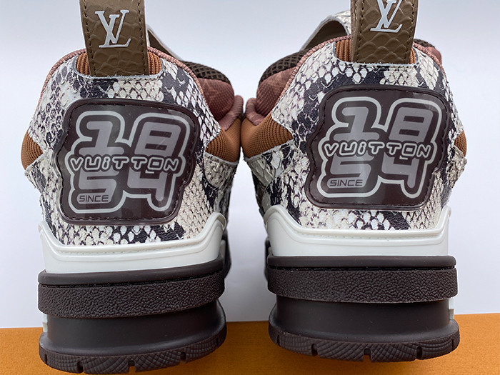 l**is V*t*n skate trainer