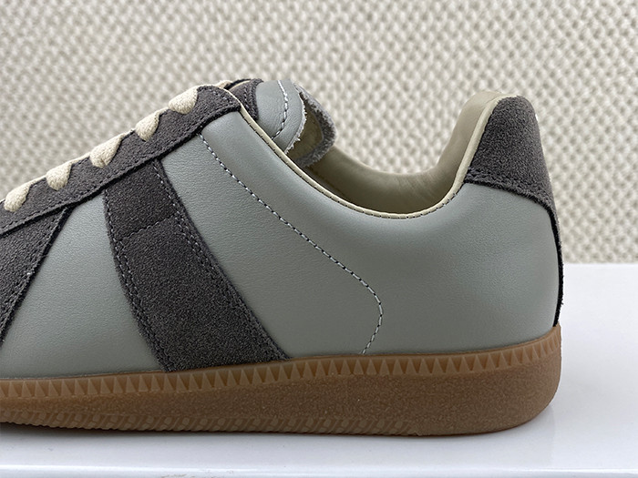 ma*s*n Ma*i*la calfskin sneakers