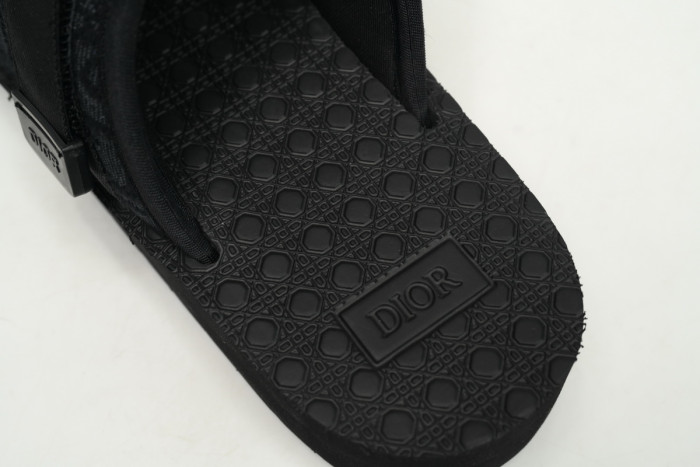 D*or alpha oblique black slide