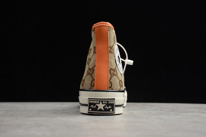 GC * CONVERSE SNEAKER