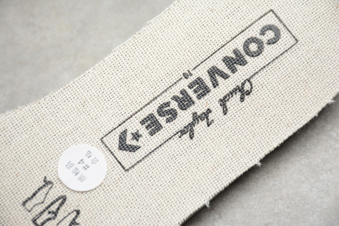 GC * CONVERSE SNEAKER