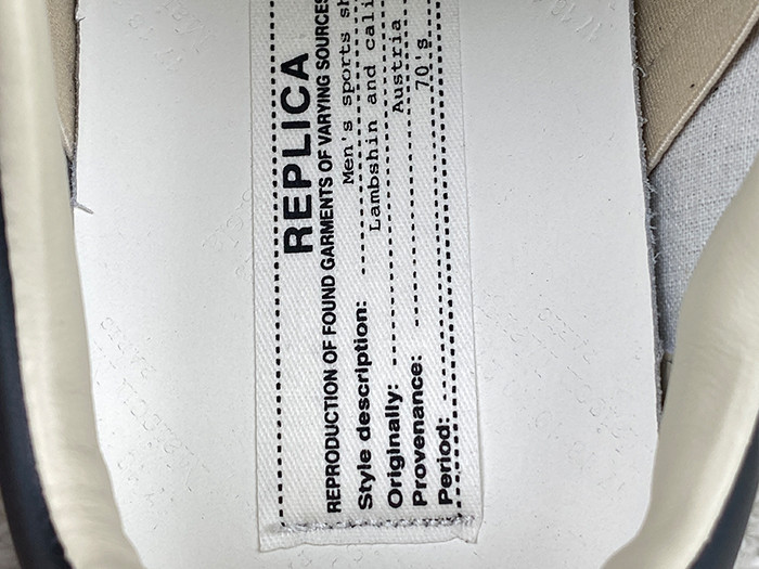 ma*s*n Ma*i*la calfskin sneakers