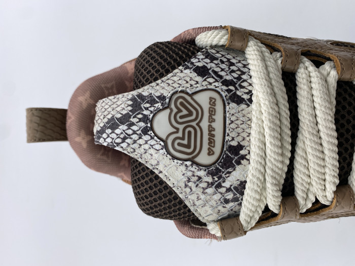 l**is V*t*n skate trainer