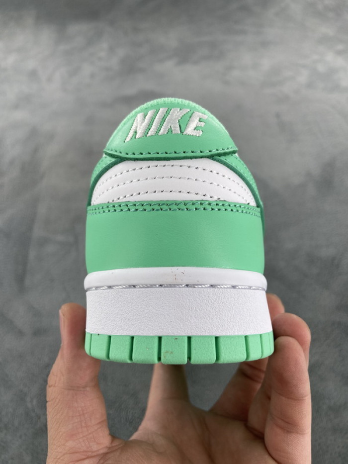 Nike Dunk Low Green Glow (W) - DD1503-105