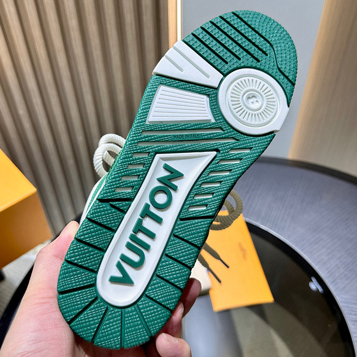 l**is V*t*n skate trainer