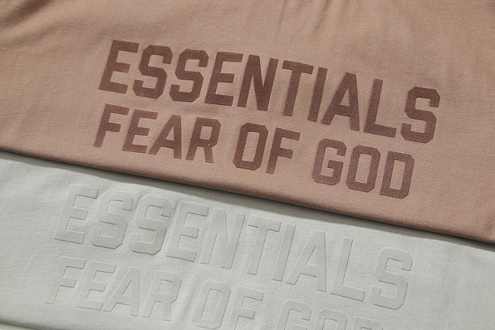 FEAR OF GOD ESSENTIALS T-SHIRTS