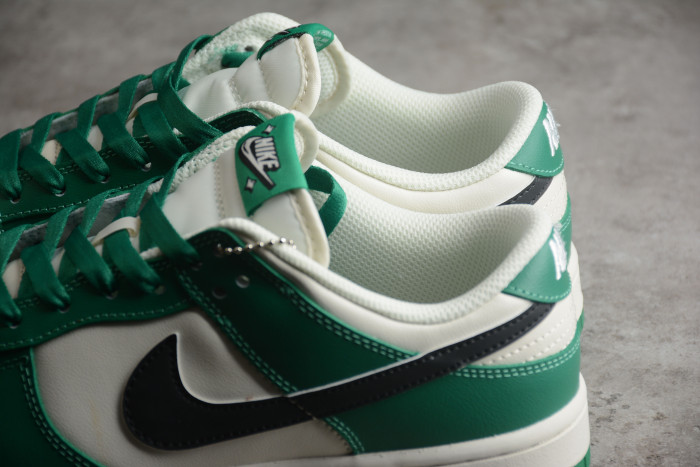 Nike Dunk Low SE Lottery Pack Malachite Green  DR9654-100