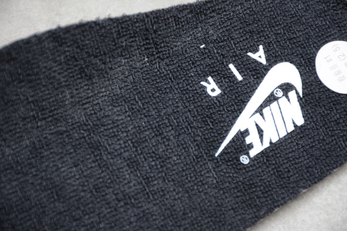 Air Jordan 11 “Bred”  378037-061