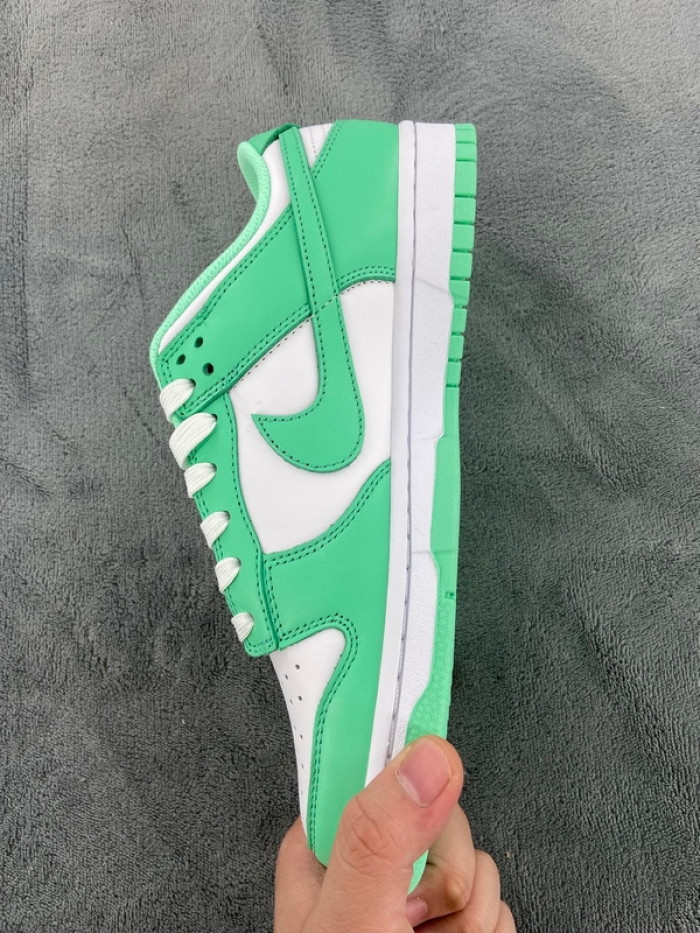 Nike Dunk Low Green Glow (W) - DD1503-105