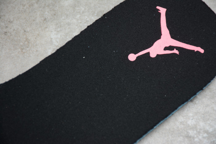 Jordan 1 Mid SE Purple 852542-105