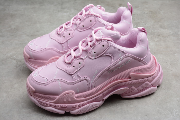 Balenciaga Wmns Triple S Sneaker 