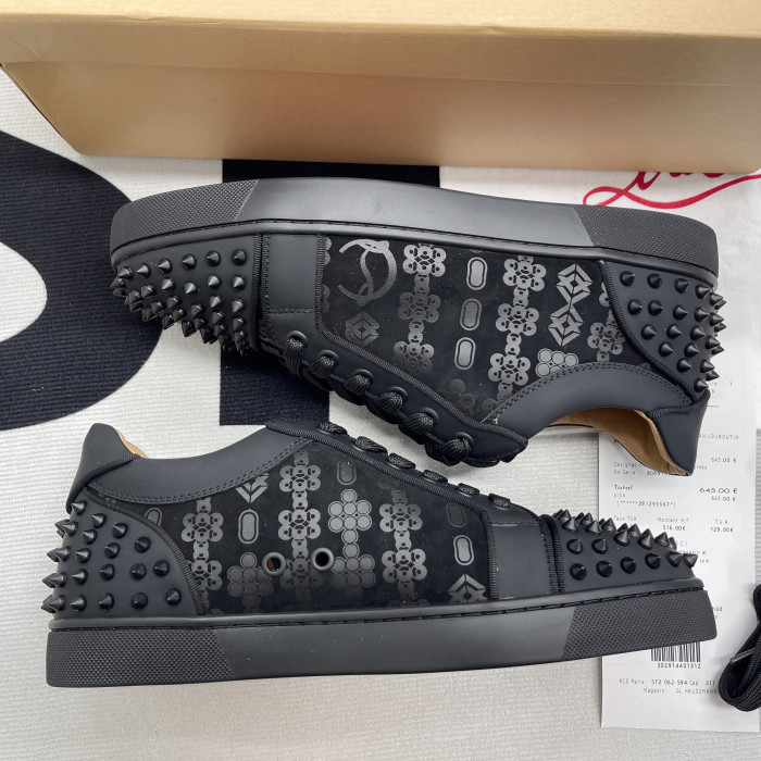 CHRISTIAN LOUBOUTIN SNEAKERS