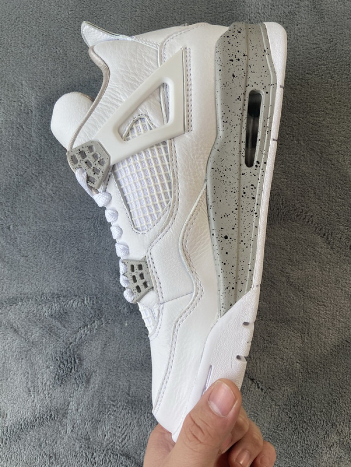Jordan 4 Retro White Oreo (2021) CT8527-100