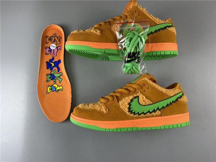 Nike SB Dunk Low Grateful Dead Bears Orange CJ5378-800