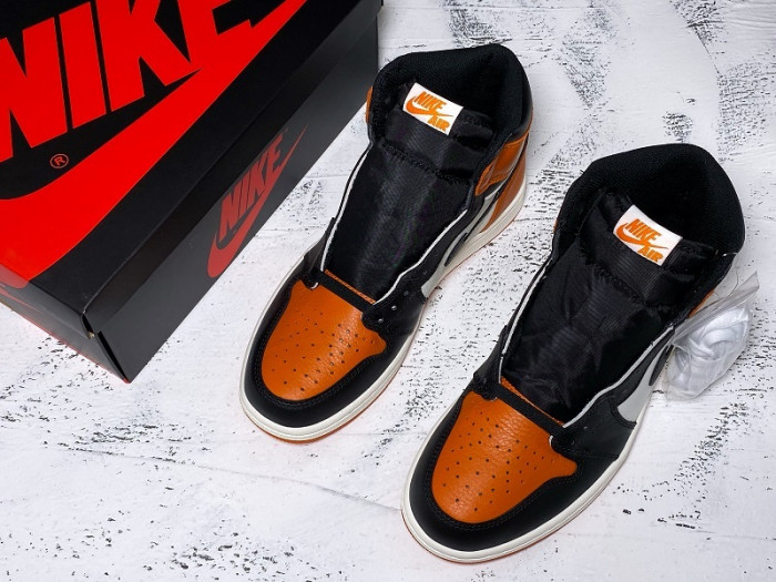 Jordan 1 Retro Shattered Backboard 555088-005