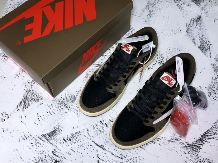 Jordan 1 Retro Low OG SP Travis Scott CQ4277-001