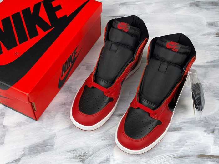 Jordan 1 Retro High 85 Varsity Red BQ4422-600