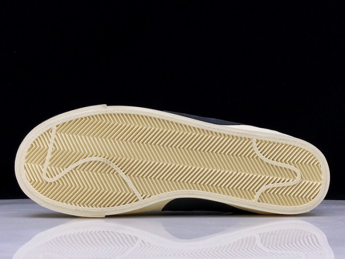 Nike Blazer Mid Off-White AA3832-100