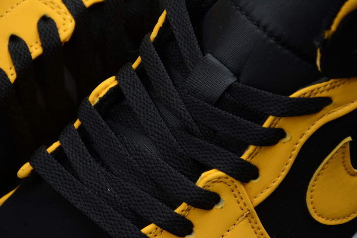 Jordan 1 Mid Reverse New Love 554724-071