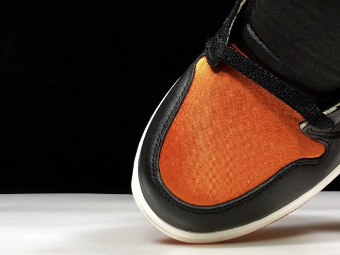 Jordan 1 Retro High Satin Shattered Backboard (W) AV3725-010